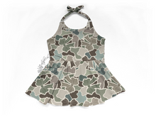 Load image into Gallery viewer, Camo Bow
